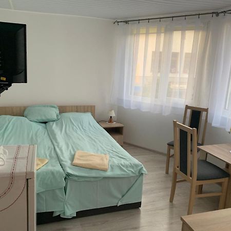 Dom Wczasowy Portowa Przystan 150M Od Plazy Mrzeżyno 外观 照片