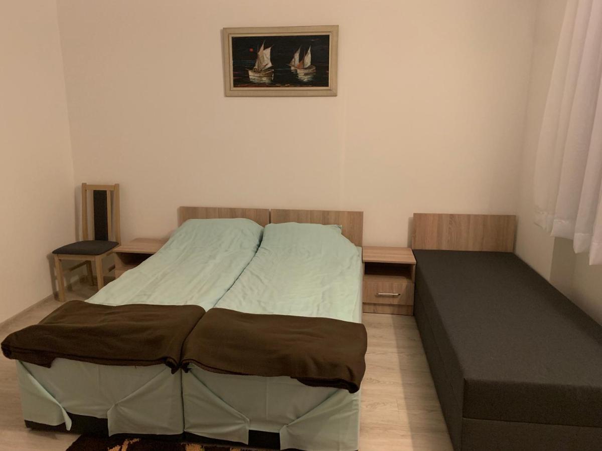 Dom Wczasowy Portowa Przystan 150M Od Plazy Mrzeżyno 外观 照片